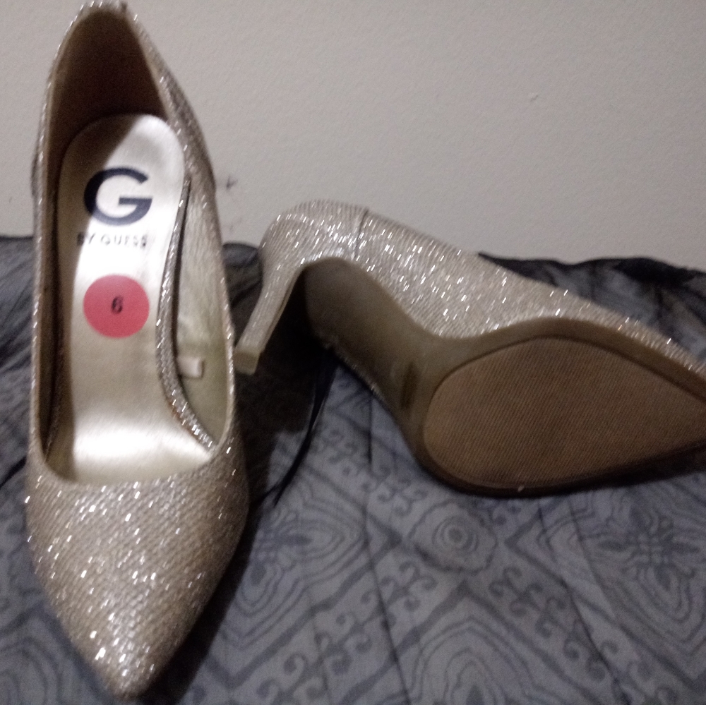 Shoes - Picture 2 of 2